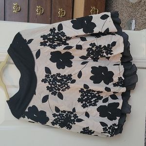 Skirt size medium